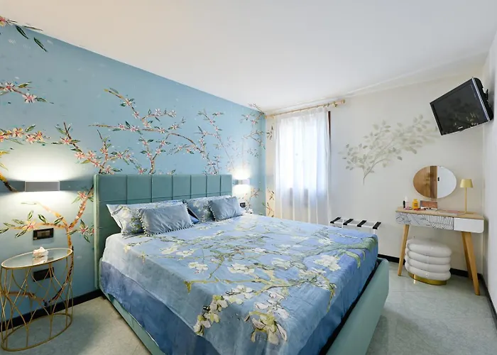 Flora Cottage Guesthouse Burano