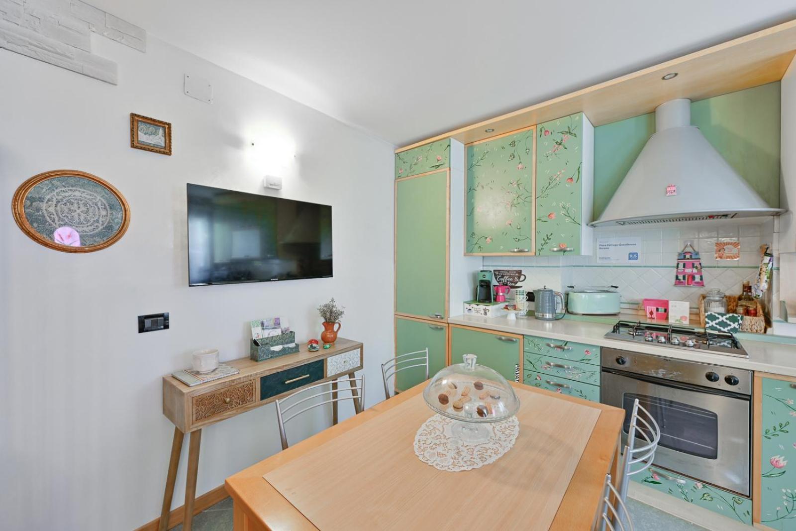Flora Apartment *
